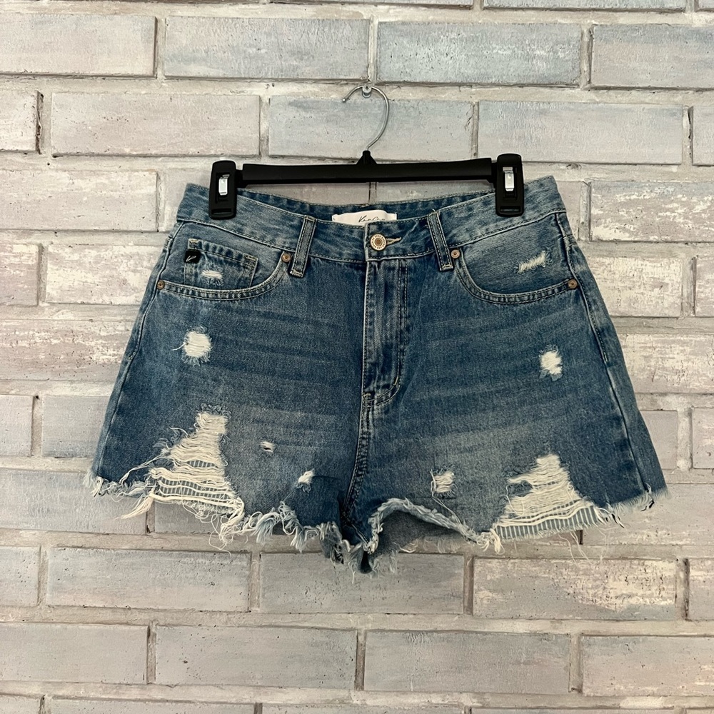 KanCan mid rise shorts